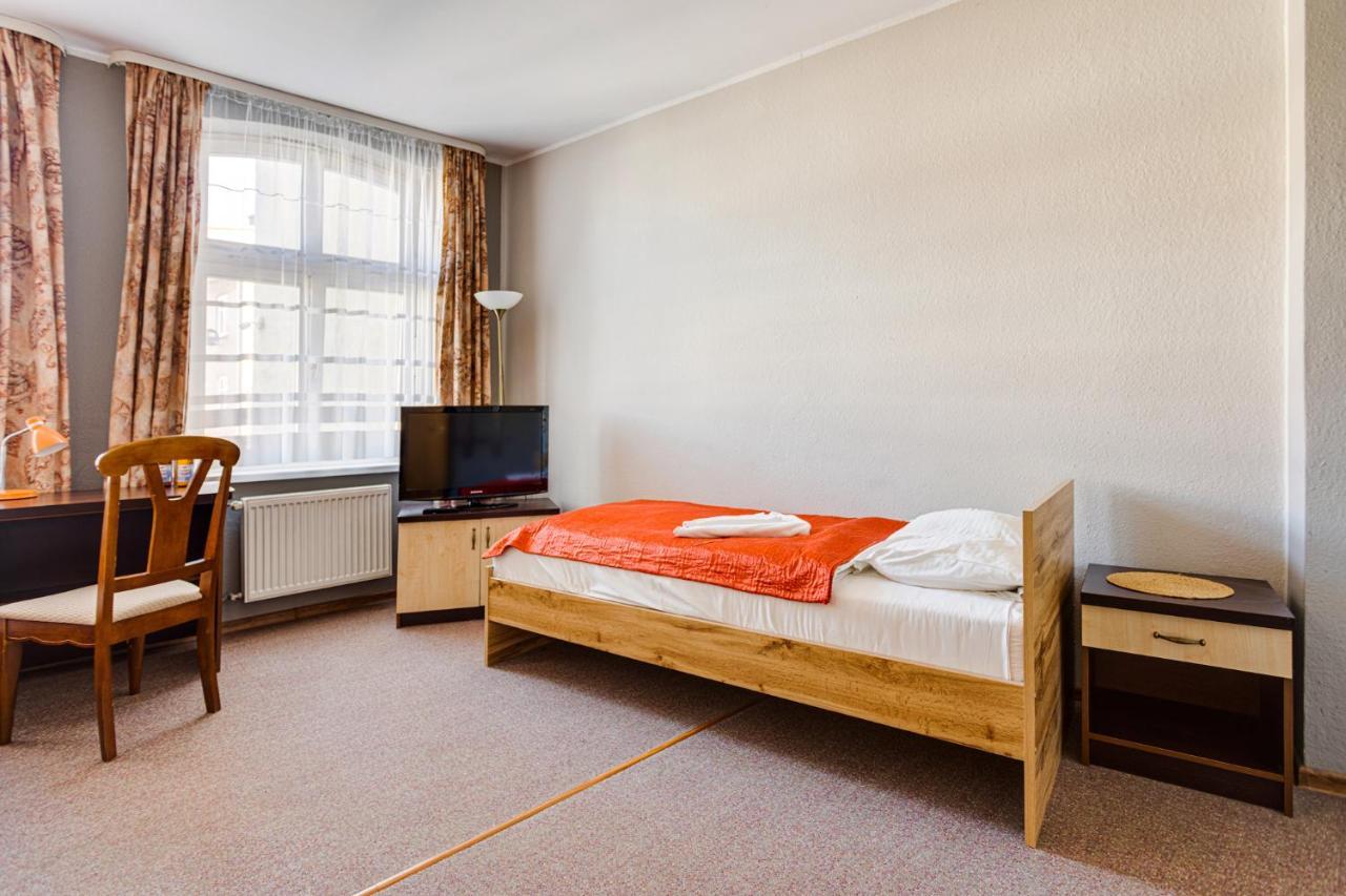 Hotel Sowa Эльблонг Экстерьер фото