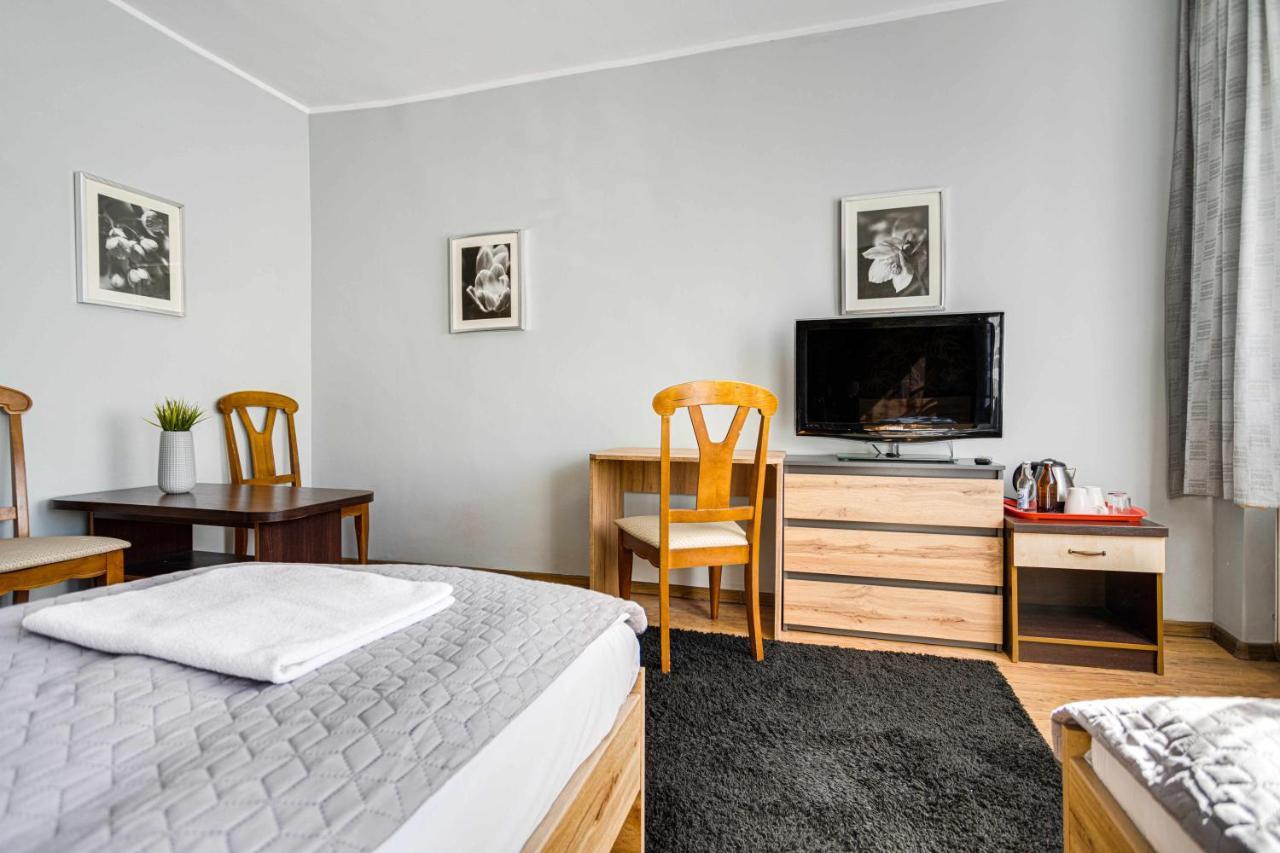 Hotel Sowa Эльблонг Экстерьер фото
