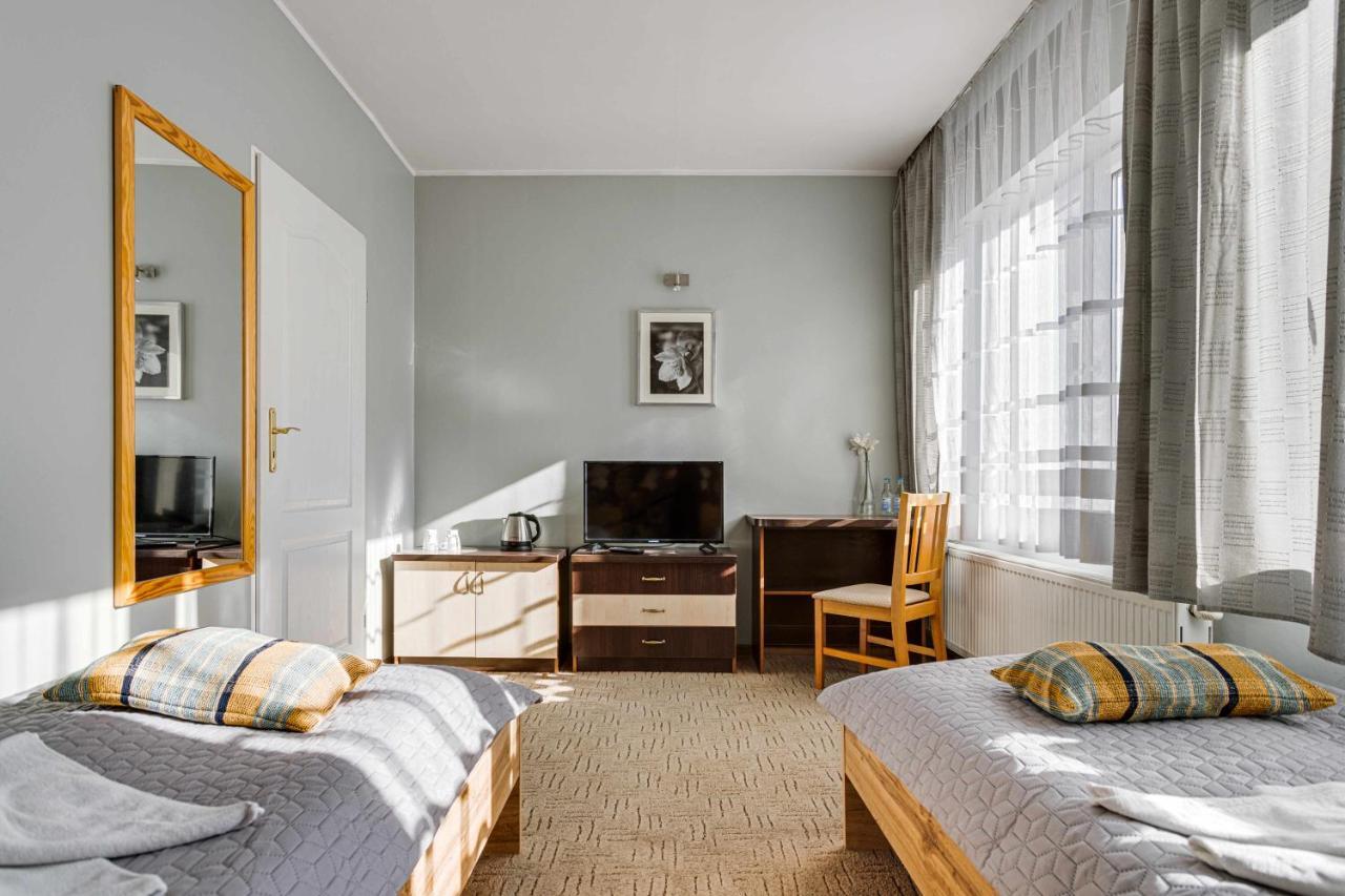 Hotel Sowa Эльблонг Экстерьер фото