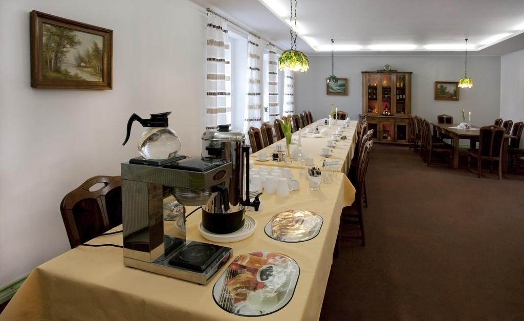 Hotel Sowa Эльблонг Экстерьер фото